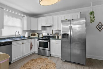 2401 Gordon St in Tampa, FL - Building Photo - Building Photo