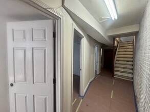 14 Quint Ave, Unit 1 in Boston, MA - Foto de edificio - Building Photo