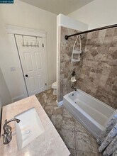 548 19th St in Richmond, CA - Building Photo - Building Photo