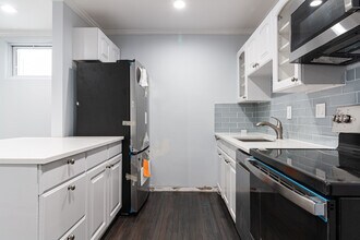 2215 W Wellington Ave in Chicago, IL - Building Photo - Building Photo