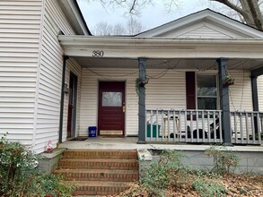 380 Bloomfield St in Athens, GA - Building Photo - Building Photo