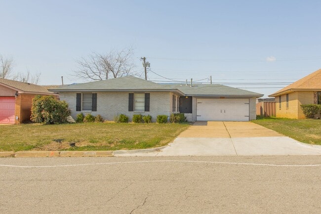 property at 10517 N McKinley Ave