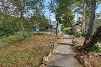 5100 Leona St in Oakland, CA - Building Photo - Building Photo