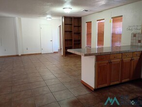 2830 Santa Clara St SE in Deming, NM - Building Photo - Building Photo