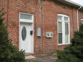 1300 Hull St in Baltimore, MD - Building Photo - Building Photo