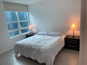 951 Brickell Ave, Unit 3509 in Miami, FL - Building Photo - Building Photo
