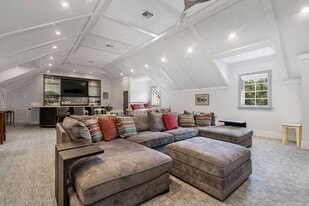 5745 Pennock Point Rd in Jupiter, FL - Building Photo