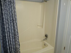 120 Blue Pointe Way in Altamonte Springs, FL - Building Photo - Building Photo