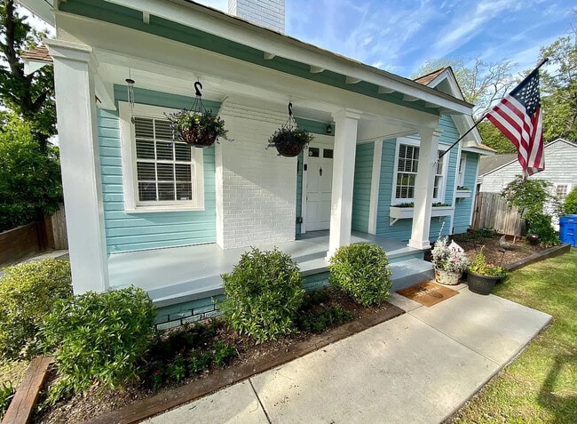 property at 814 Carolina Ave