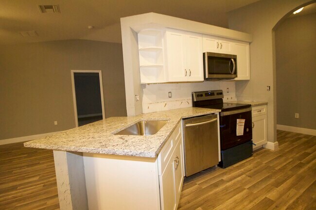 5086 Rambler Rose Way in West Palm Beach, FL - Foto de edificio - Building Photo