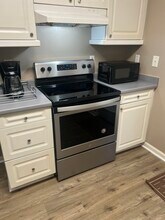 407 Elmhurst Ave in High Point, NC - Building Photo - Building Photo
