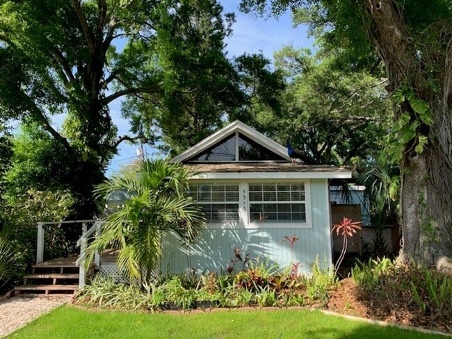 property at 5313 26th Ave S