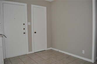 5916 Cherry Loop in Austin, TX - Building Photo - Building Photo