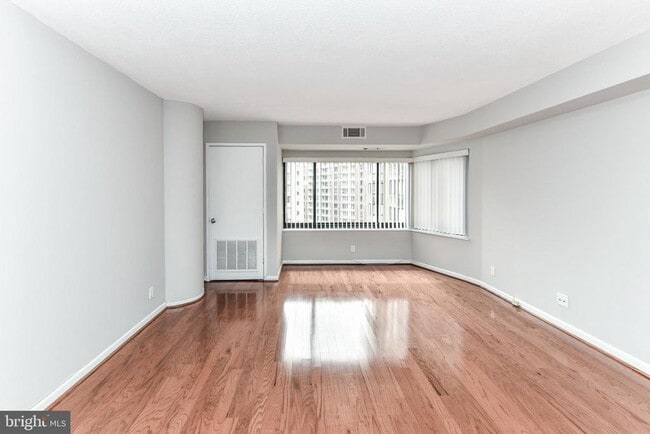 property at 900 N Stafford St