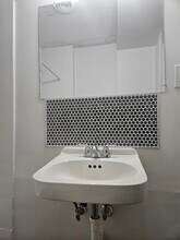 738 Prospect Ave, Unit Lower in Buffalo, NY - Building Photo - Building Photo