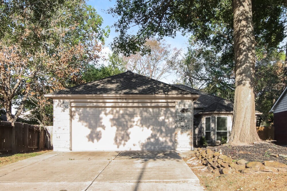 5014 Otter Peak Dr in Houston, TX - Building Photo