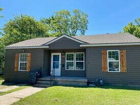 3600 Maple Ave in Waco, TX - Building Photo