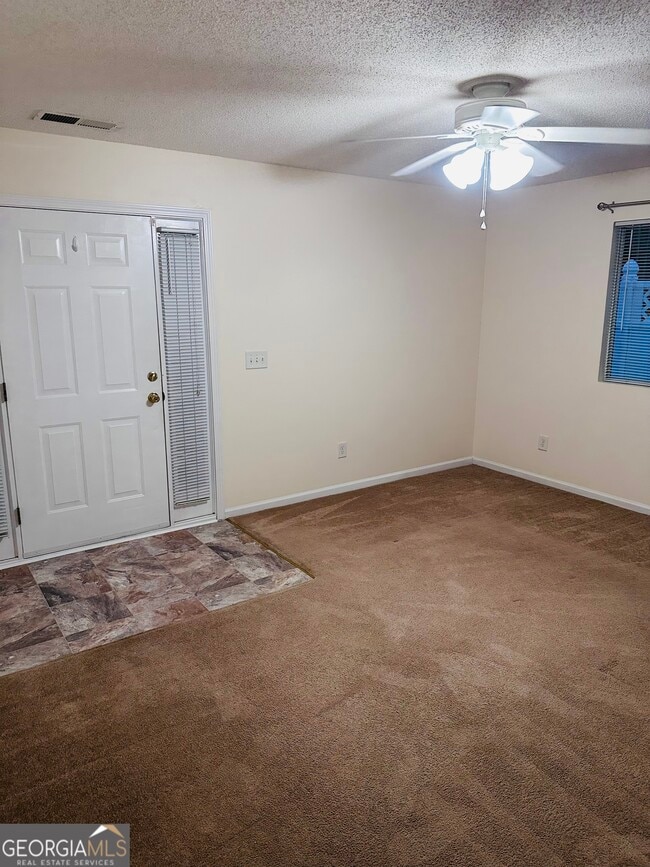 201 Twiggs Cor in Peachtree City, GA - Building Photo - Building Photo