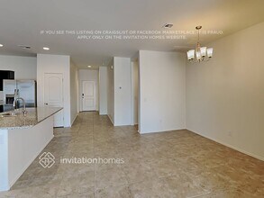 37746 W Capri Ave in Maricopa, AZ - Foto de edificio - Building Photo