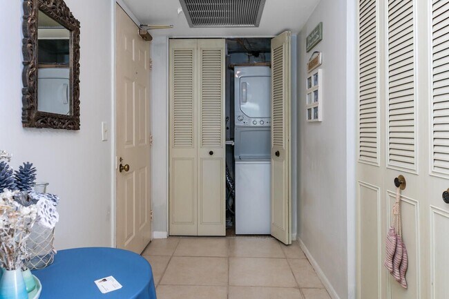 property at 5600 N Flagler Dr