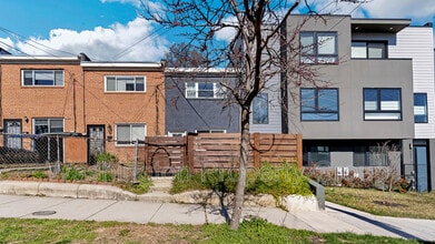2511 W St SE in Washington, DC - Building Photo - Building Photo