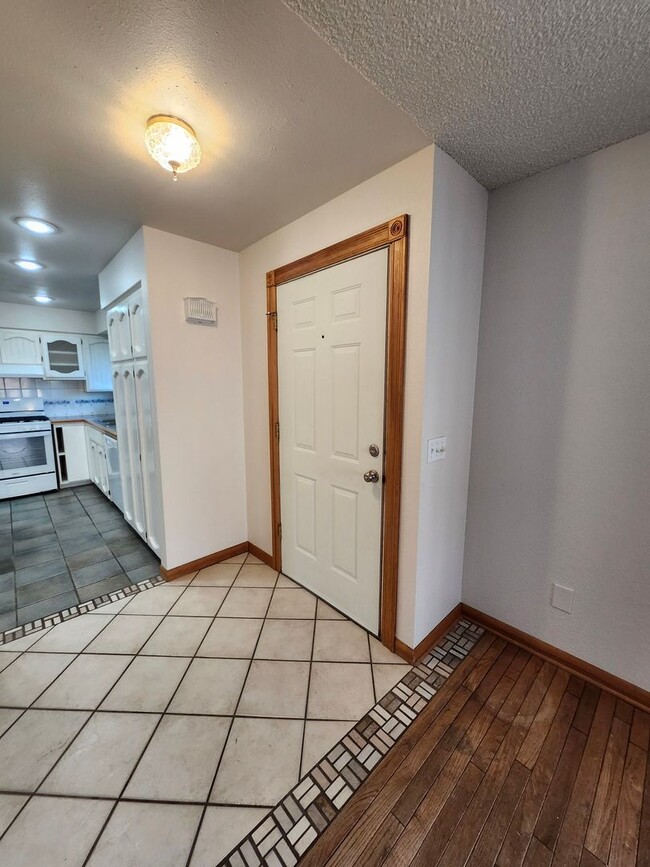 5007 W Irving St in Pasco, WA - Building Photo - Building Photo