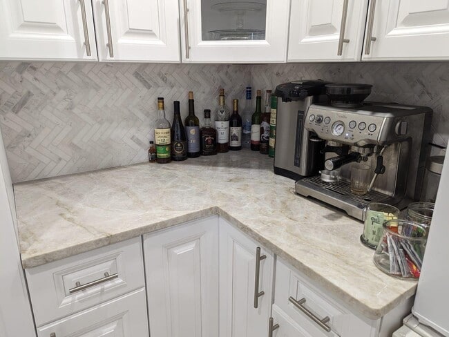 property at 7710 Lago Del Mar Dr