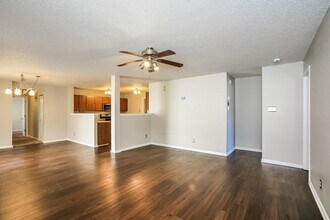 14428 Black Farm Dr in Noblesville, IN - Building Photo - Building Photo