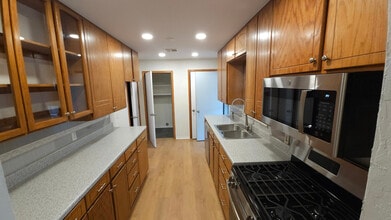 2717 Clermont Pl in Oklahoma City, OK - Building Photo - Building Photo