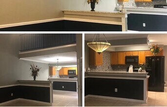 12242 W Village Dr in Houston, TX - Building Photo - Building Photo