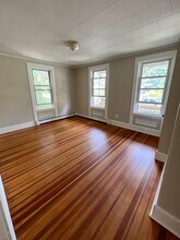 12 Chapman Ave, Unit 1 in Easthampton, MA - Building Photo - Building Photo