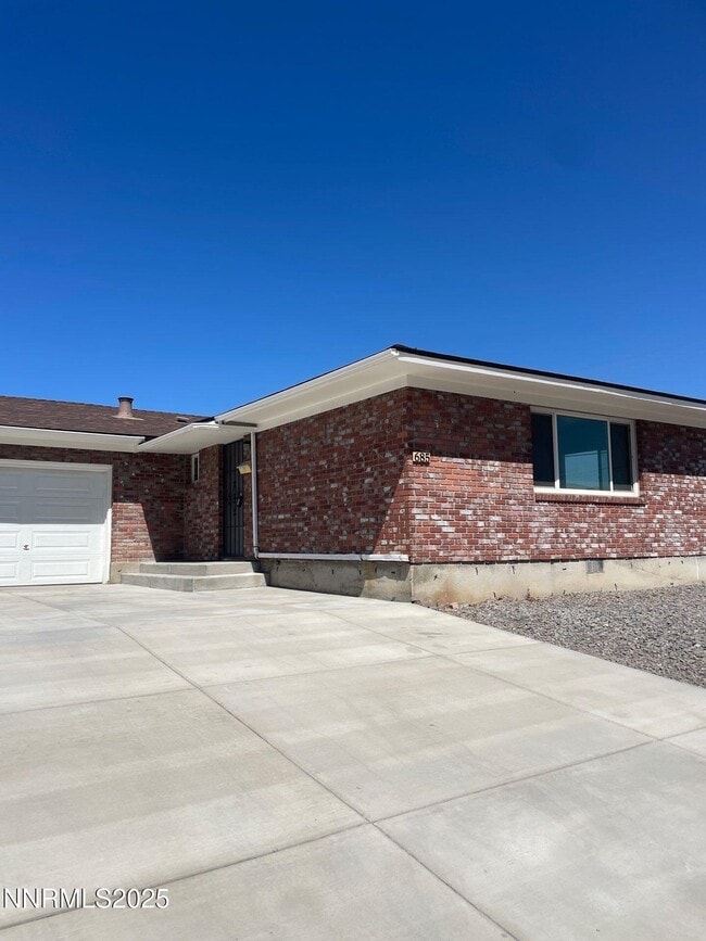 property at 685 Genoa Ave