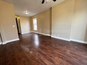 7642 S Normal Ave in Chicago, IL - Building Photo - Building Photo