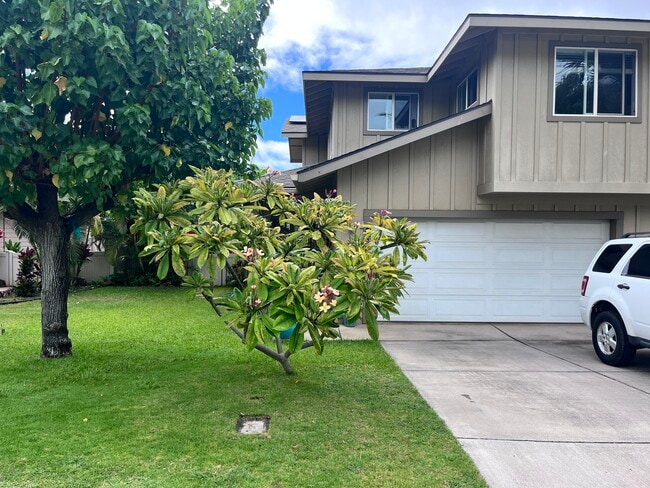 property at 229 Lau Oliwa Loop