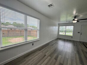 1795 Bliss Cir in Newcastle, OK - Building Photo - Building Photo