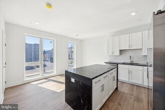 1350 N Front St in Philadelphia, PA - Building Photo - Building Photo