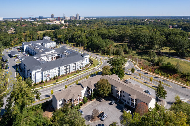 Pullen Ridge in Raleigh, NC - Foto de edificio - Building Photo