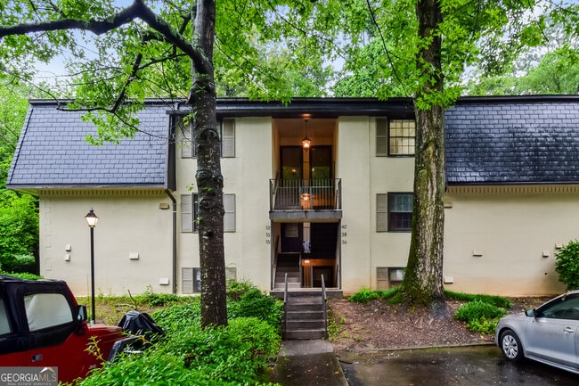 property at 140 Lablanc Way NW