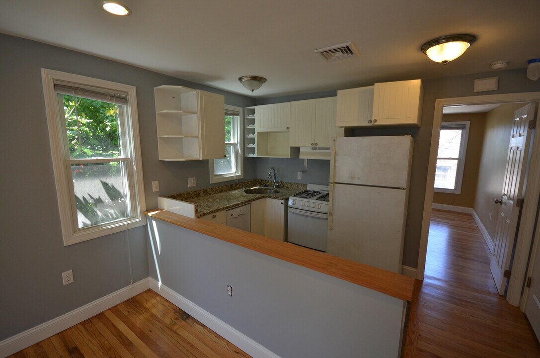 7 Cheever Ct, Unit #2 in Boston, MA - Foto de edificio