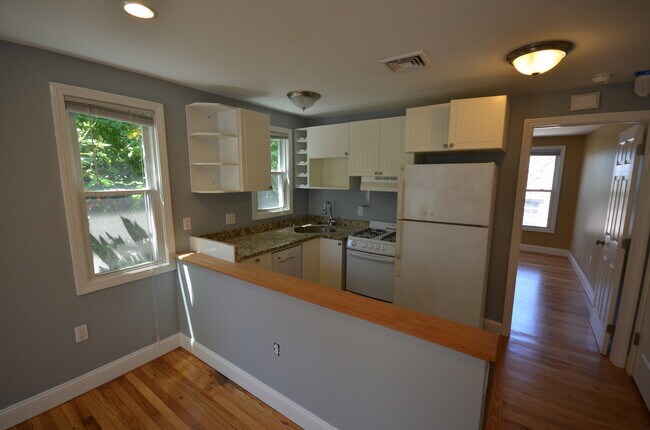 property at 7 Cheever Ct