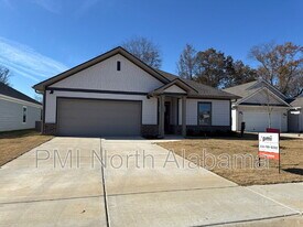 15733 Ruthie Lynn Dr in Athens, AL - Building Photo