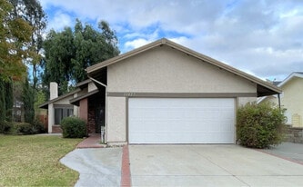 20817 Calwood St in Santa Clarita, CA - Building Photo