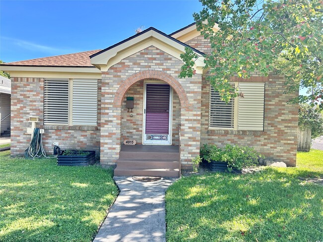 property at 4915 Houston Dr