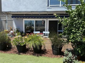 1200 E Ocean Blvd, Unit 13 in Long Beach, CA - Building Photo
