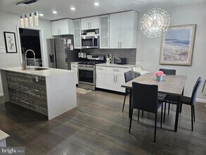 5606 Burk Ave in Ventnor City, NJ - Building Photo - Building Photo