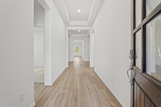 property at 1420 Florecer Ln