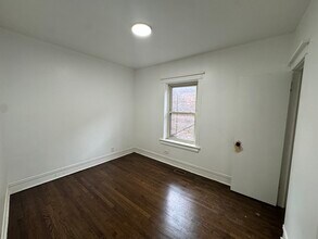 7955 S Elizabeth St in Chicago, IL - Building Photo - Building Photo
