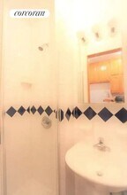 202 Mott St in New York, NY - Building Photo - Building Photo