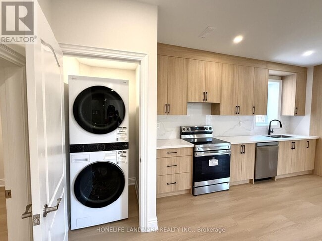 property at 104 Mitchell Pl