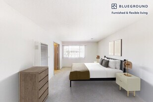 1765 Santa Ana Ave in Costa Mesa, CA - Building Photo